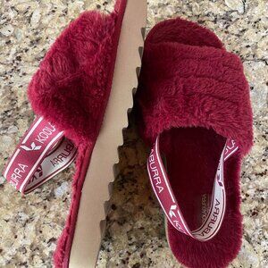 Koolaburra by UGG women's fuzzy sling back slippers SIZE 11